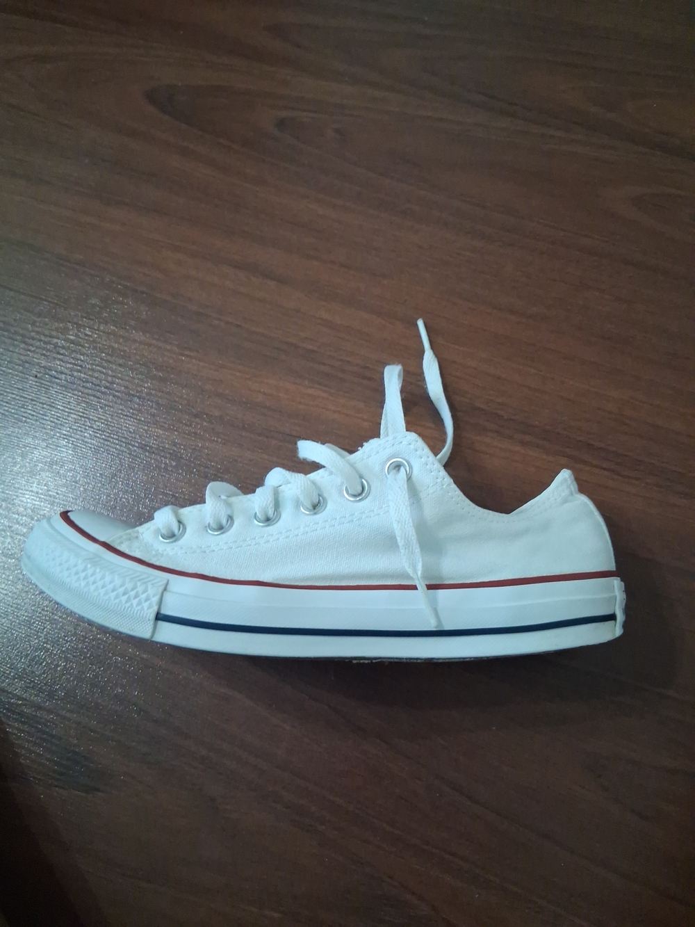 Converse Low Top Sneakers in White with Red Trim - Picture 3 of 6